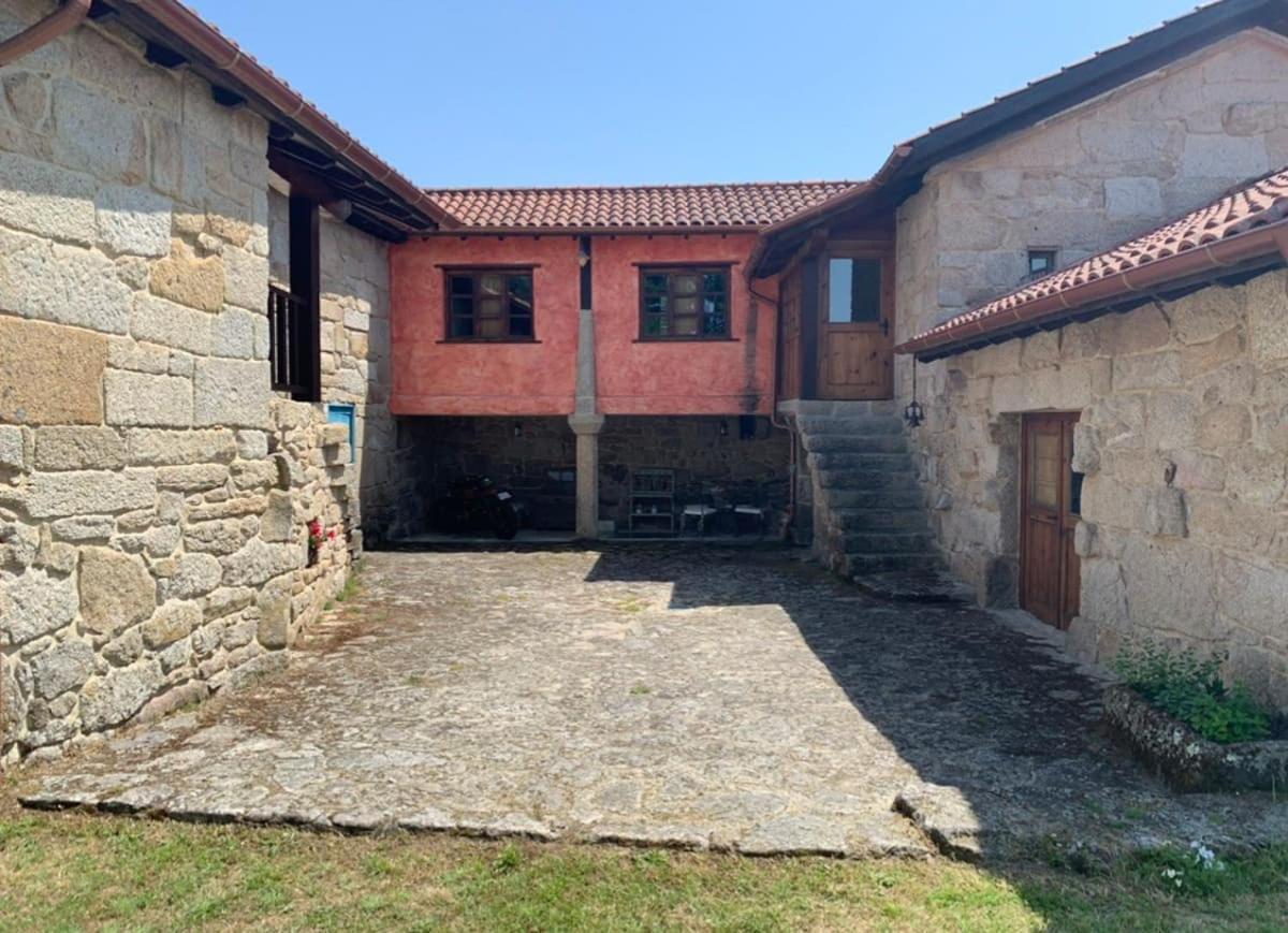 Habitaciones Con Bano Individual En Casa De Campo. Piscina. Amoeiro Zewnętrze zdjęcie